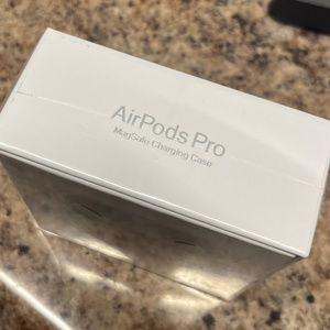 Apple AirPods 1st Generation